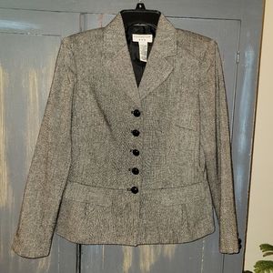 Awesome Gray Suit Jacket COVINGTON Size 4